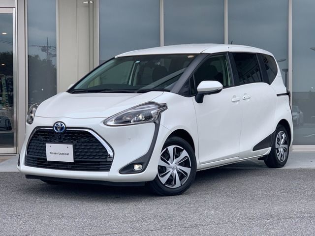 TOYOTA SIENTA HYBRID 2021