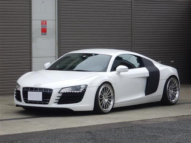 AUDI R8 2012