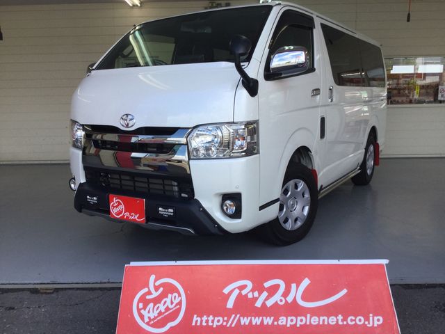 TOYOTA HIACE van 4WD 2018