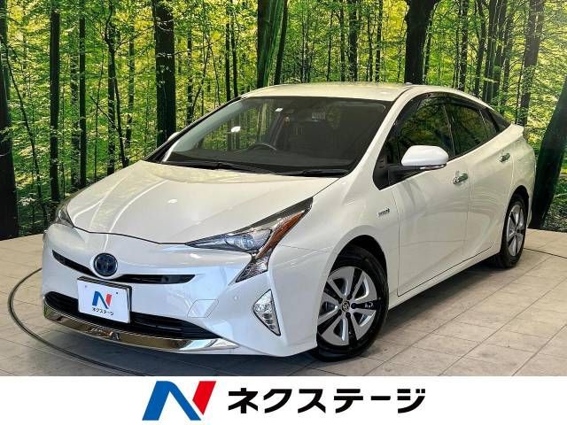 TOYOTA PRIUS 2016