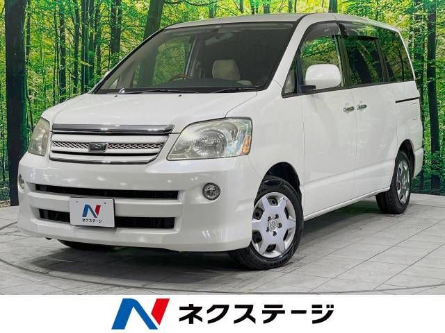 TOYOTA NOAH 2005