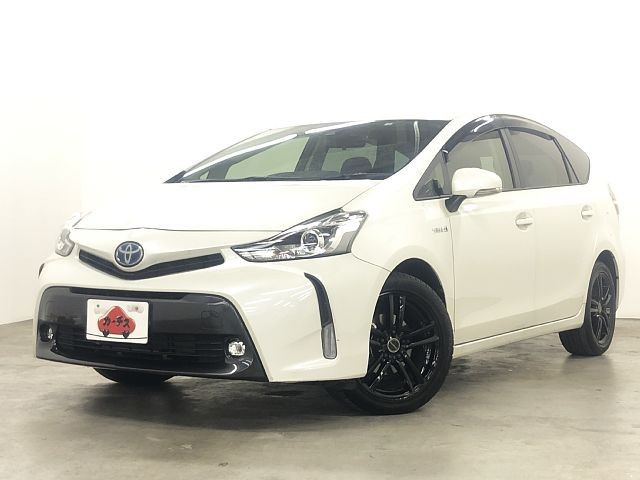 TOYOTA PRIUS ALPHA 2018