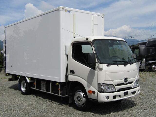 Hino DUTRO 2020