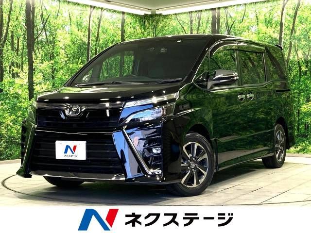 TOYOTA VOXY 2018