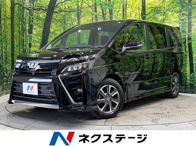 TOYOTA VOXY 2019