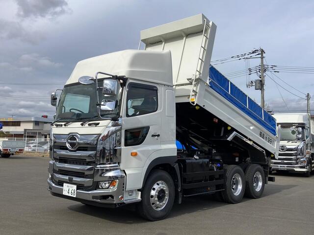 Hino PROFIA 2024