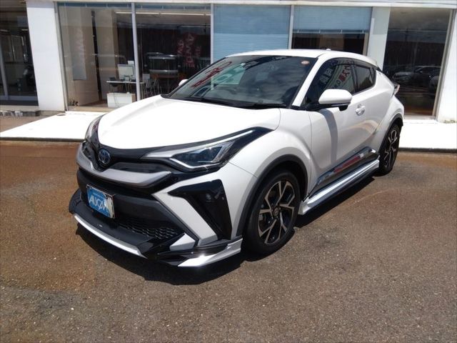 TOYOTA C-HR 2021