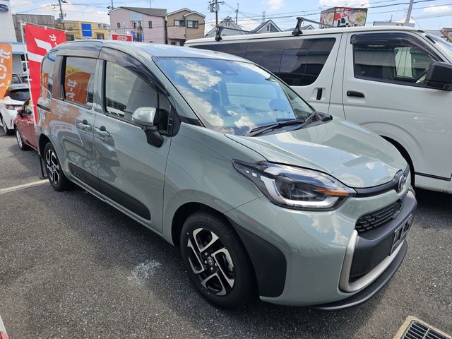 TOYOTA SIENTA 2022