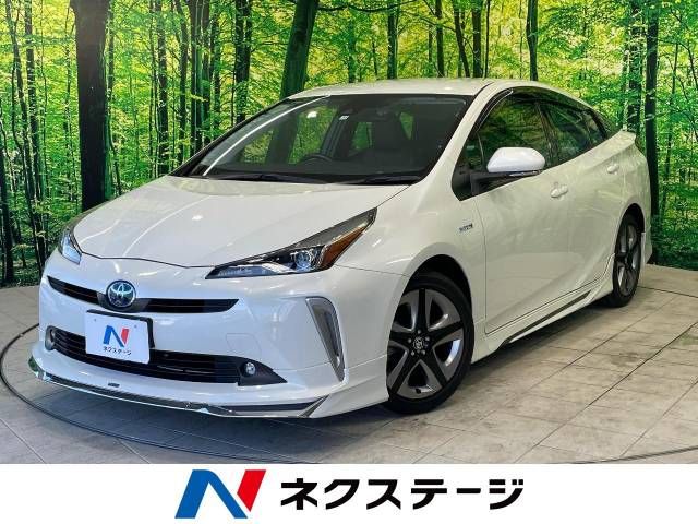 TOYOTA PRIUS 2019