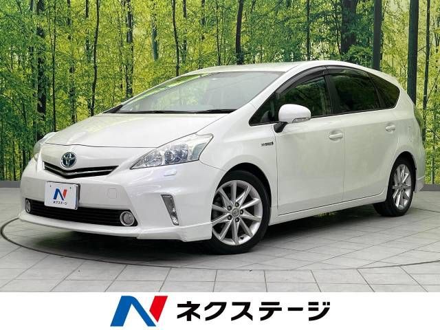 TOYOTA PRIUS ALPHA 2011