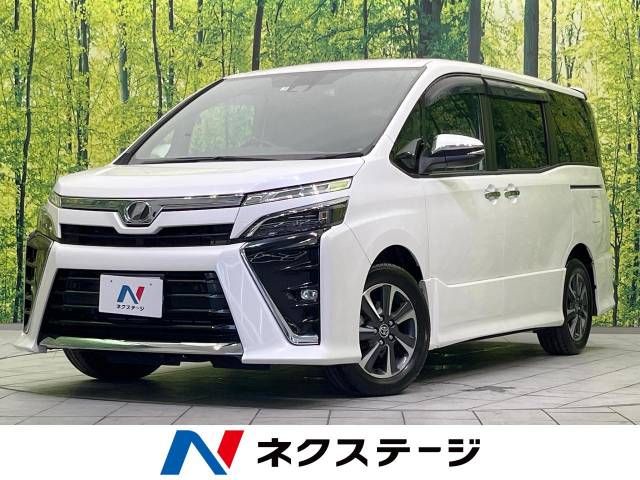 TOYOTA VOXY 2019