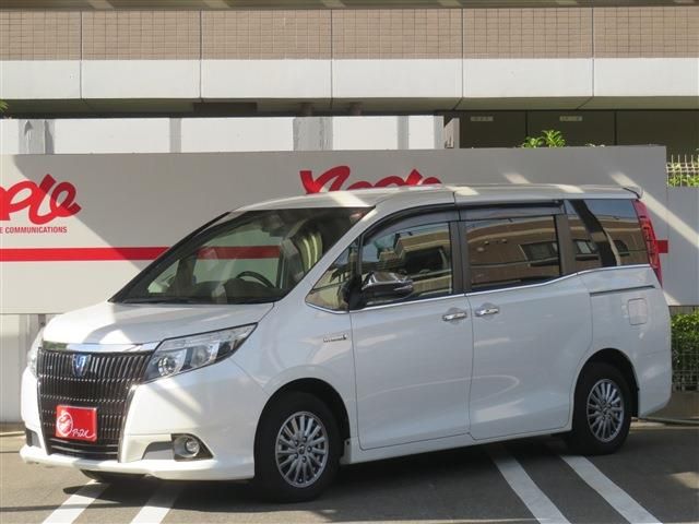 TOYOTA ESQUIRE HYBRID 2016