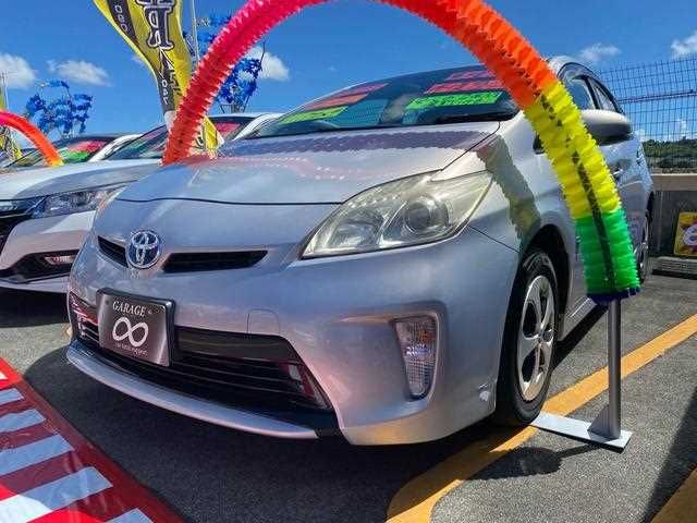 TOYOTA PRIUS 2013