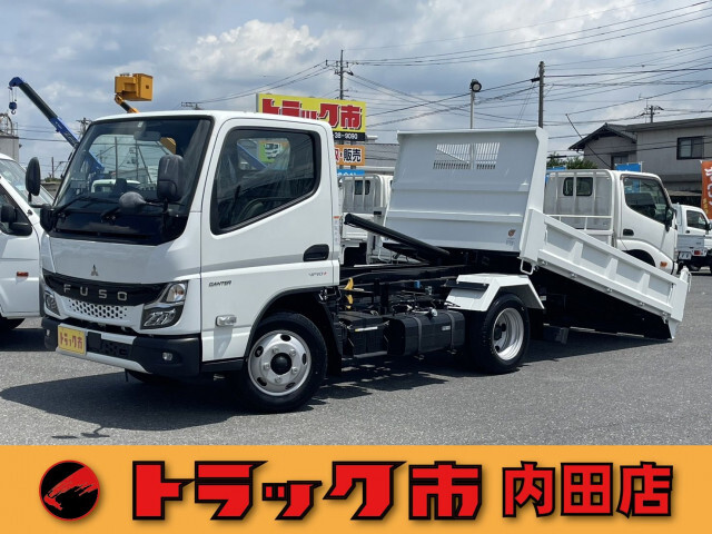 Mitsubishi CANTER 2022