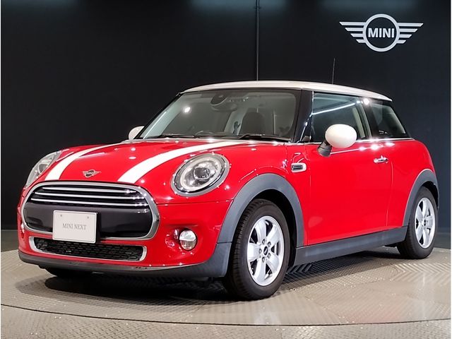 BMW MINI COOPER D 2018