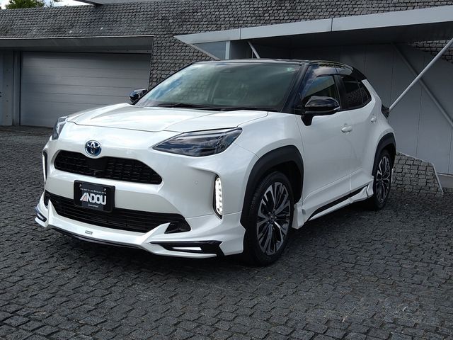 TOYOTA YARIS CROSS HYBRID 2021