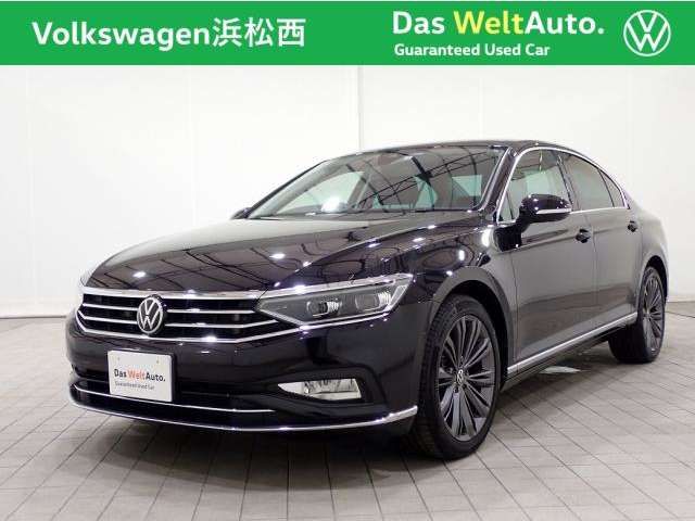 VOLKSWAGEN PASSAT sedan 2022