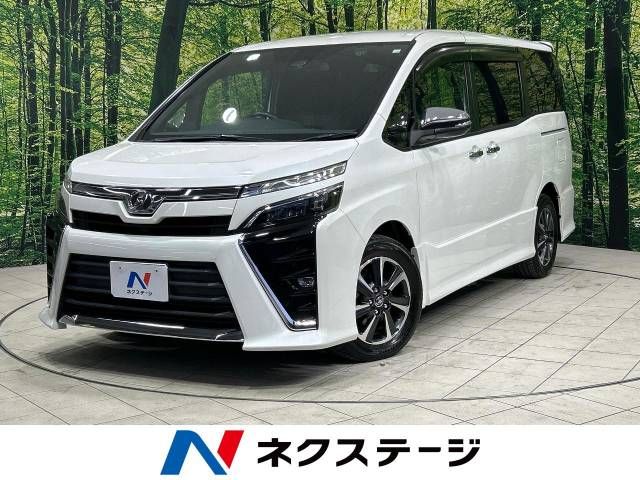 TOYOTA VOXY 2018