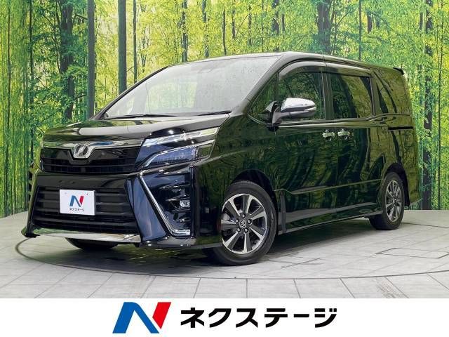 TOYOTA VOXY 2018