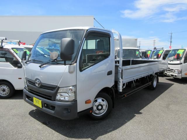 TOYOTA DYNA 2015