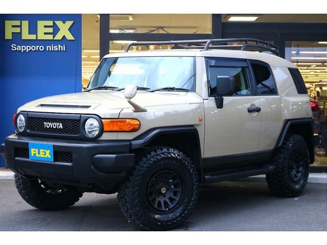 TOYOTA FJ CRUISER 4WD 2012