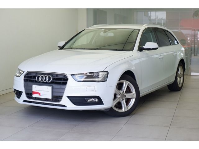 AUDI A4 AVANT 2015