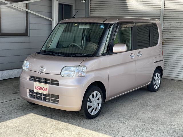 DAIHATSU TANTO 4WD 2012