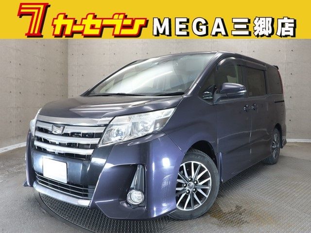 TOYOTA NOAH 2016