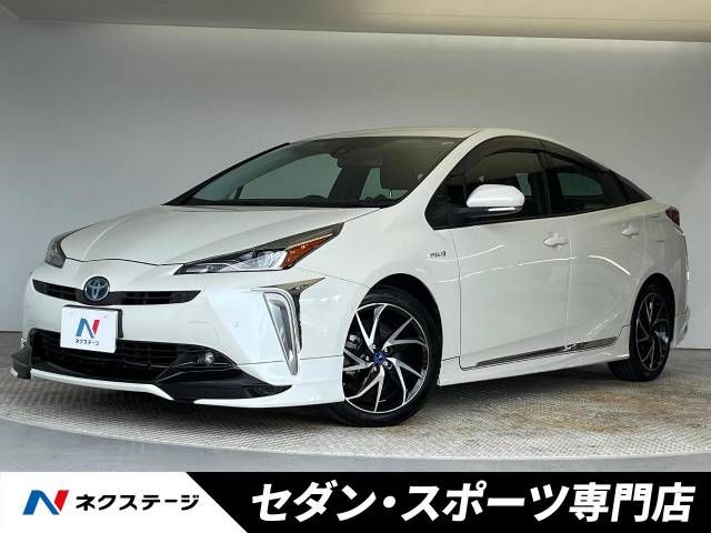 TOYOTA PRIUS 2019