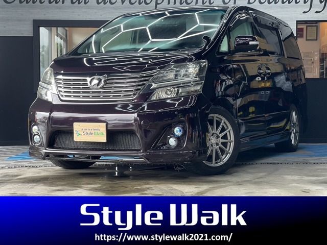 TOYOTA VELLFIRE 2010