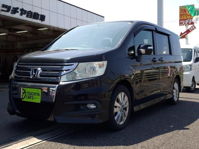 HONDA STEPWAGON SPADA 2010