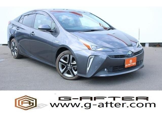 TOYOTA PRIUS 2019