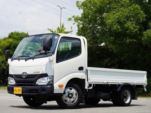 TOYOTA DYNA 2018