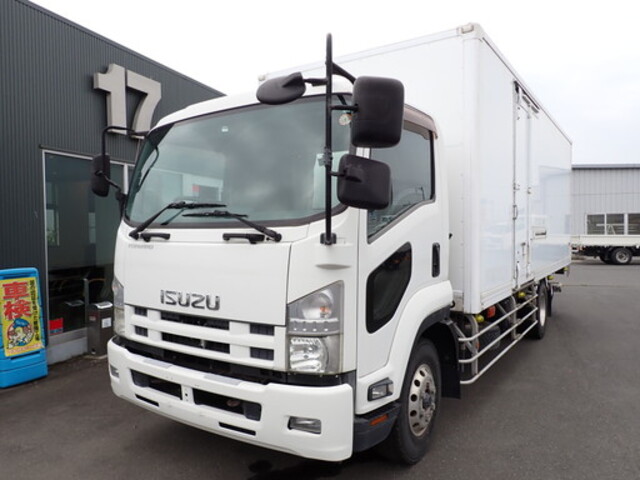 Isuzu FORWARD 2013