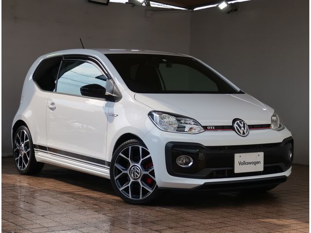 VOLKSWAGEN up! 2018