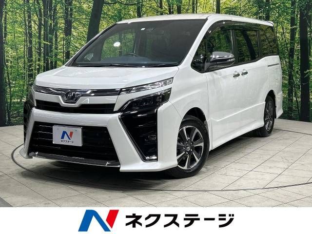 TOYOTA VOXY 2020