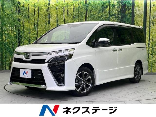 TOYOTA VOXY 2019