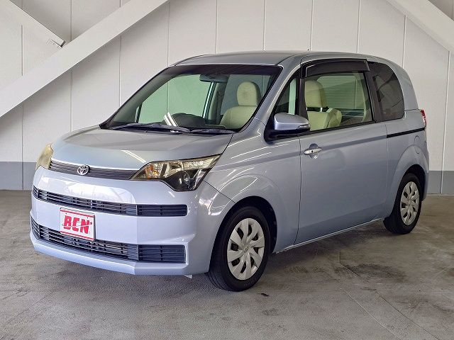 TOYOTA SPADE 2012