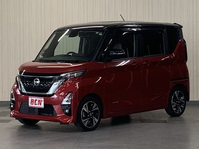 NISSAN ROOX 2022