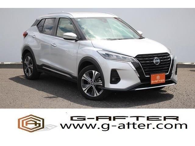 NISSAN KICKS 2020