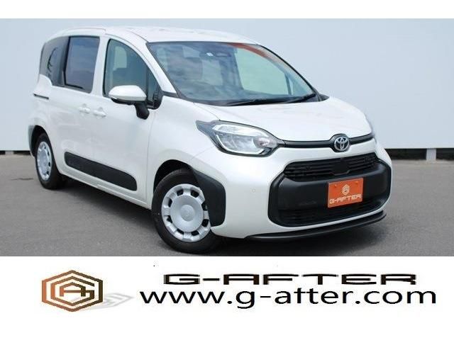 TOYOTA SIENTA HYBRID 2022