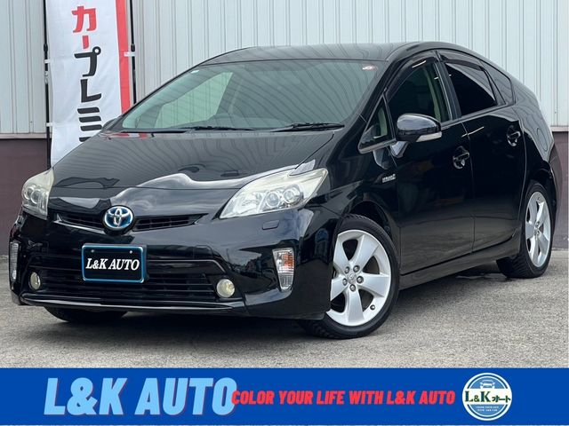 TOYOTA PRIUS 2013