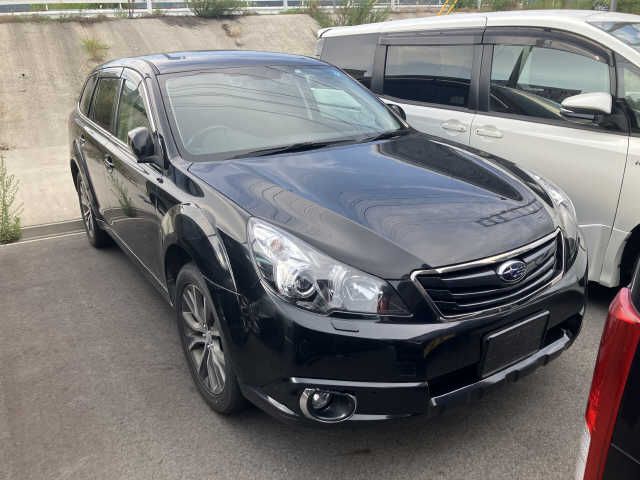 SUBARU LEGACY OUTBACK 2011