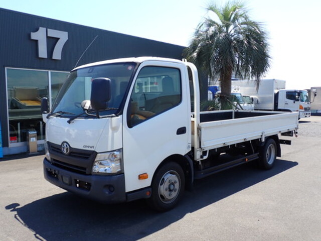 Toyota DYNA 2018