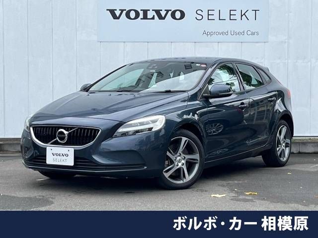 VOLVO V40 2017