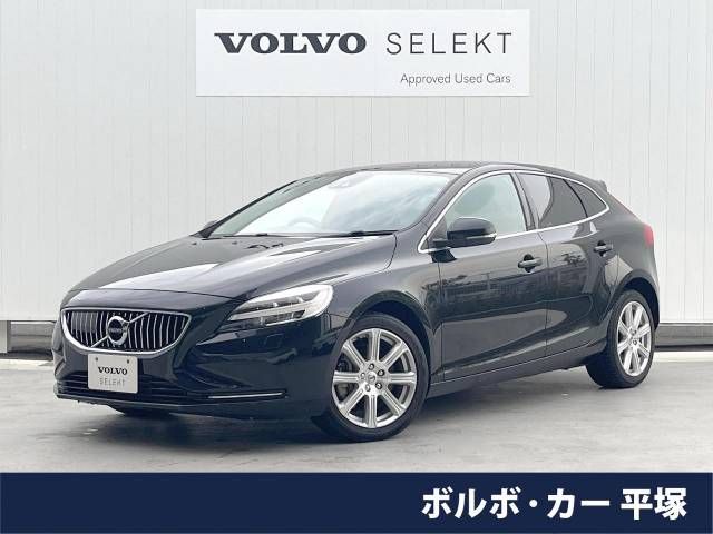 VOLVO V40 2017