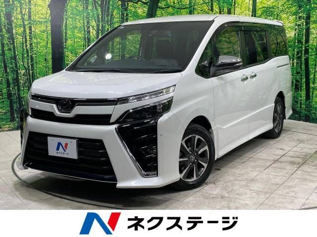 TOYOTA VOXY 2018