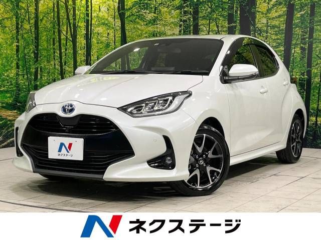 TOYOTA YARIS HYBRID 2022