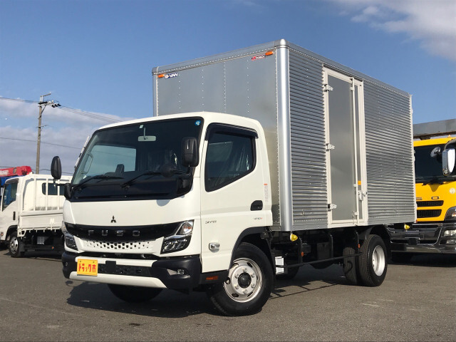 Mitsubishi CANTER 2022