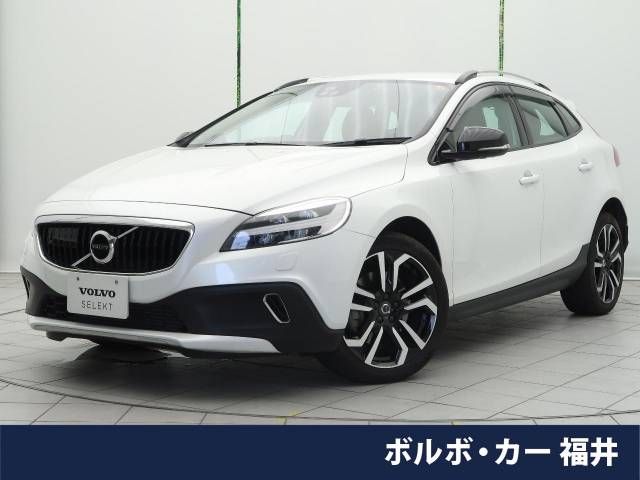 VOLVO V40 CROSS COUNTRY 2016